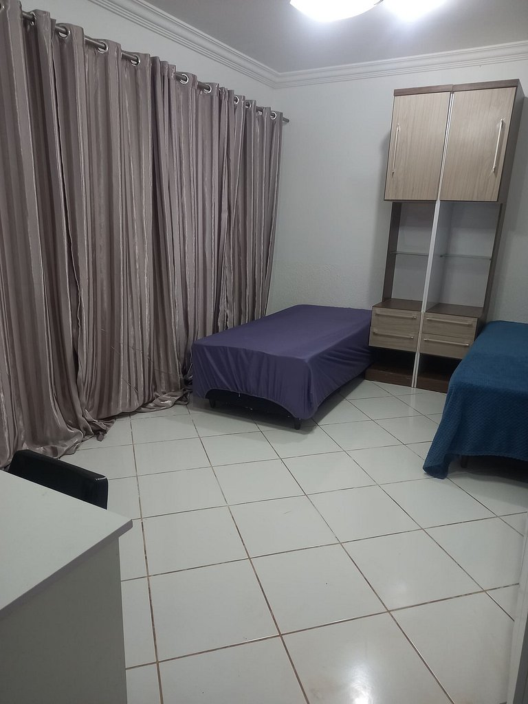 República Med Mansão Quarto 6 - Compartilhado Feminino