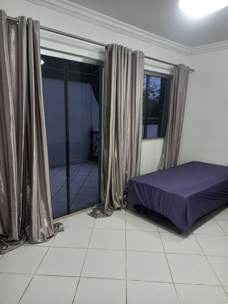 República Med Mansão Quarto 6 - Compartilhado Feminino