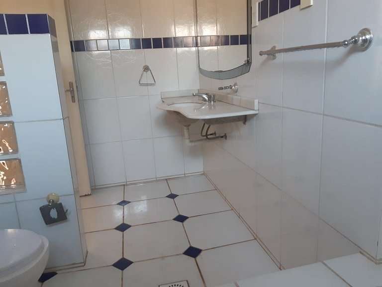 República Med Boqueron Quarto 1 - Compartilhado Feminino