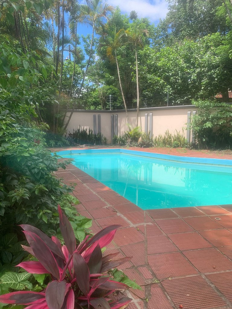 República Med Boqueron Quarto 1 - Compartilhado Feminino