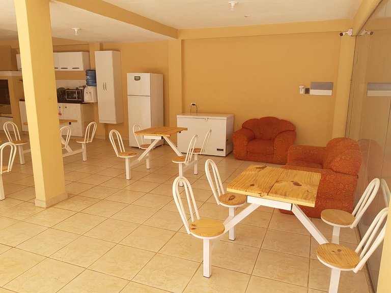 República Med Del Lago - Quarto Compartilhado Masculino 01