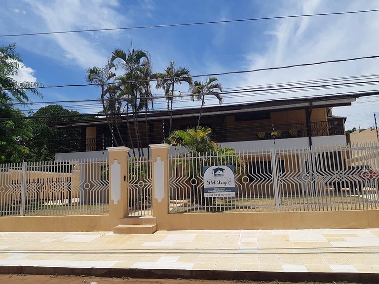 República Med Del Lago - Quarto Compartilhado Masculino 01