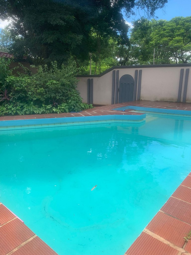 República Med Boqueron Quarto 4 - Compartilhado Feminino