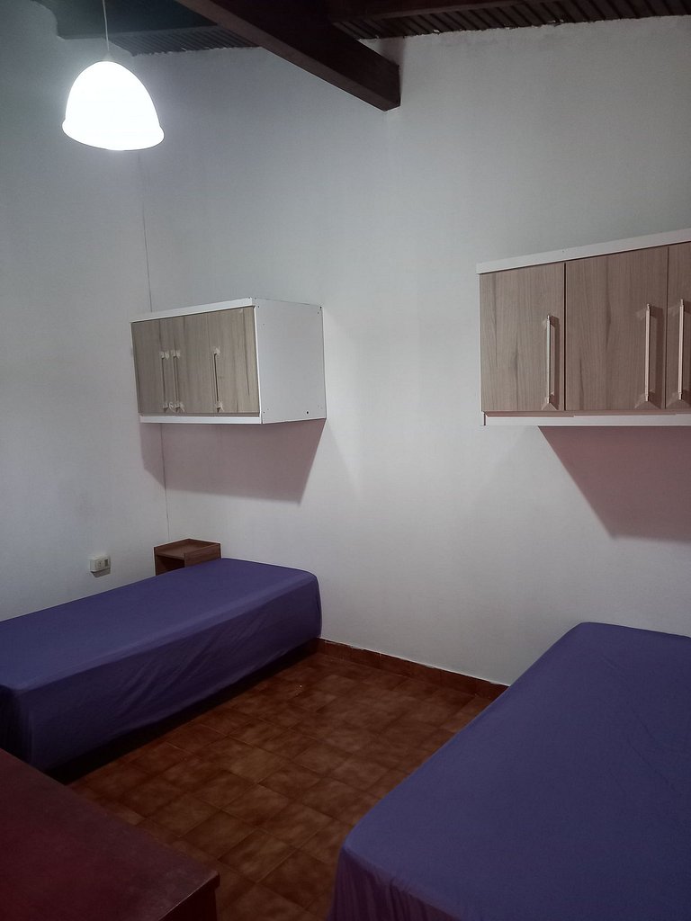 República Med Boqueron Quarto 15 Compartilhado Masculino