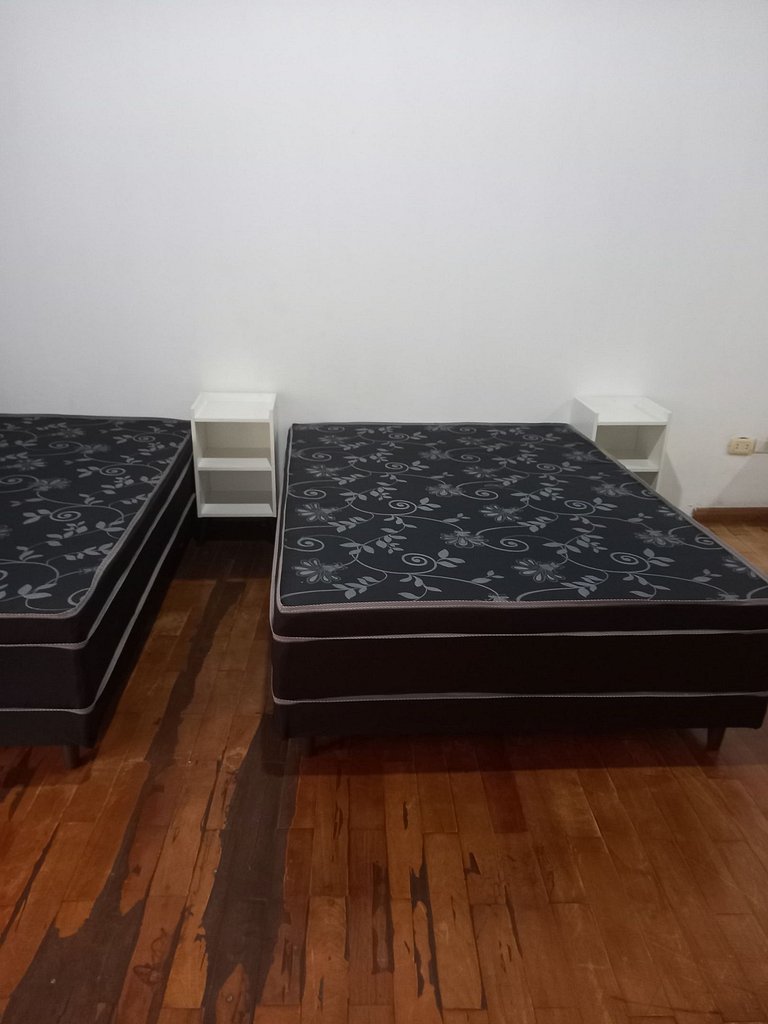 República Med Boqueron Quarto 2 - Compartilhado Masculino