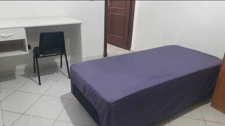 República Med Mansão Quarto 14 Compartilhado