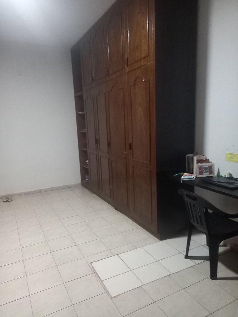 República Med Boqueron Quarto 4 - Compartilhado Feminino