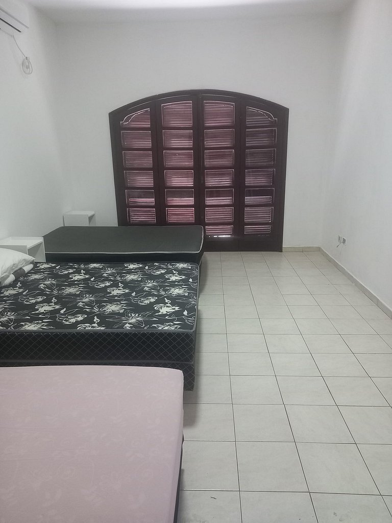 República Med Boqueron Quarto 4 - Compartilhado Feminino